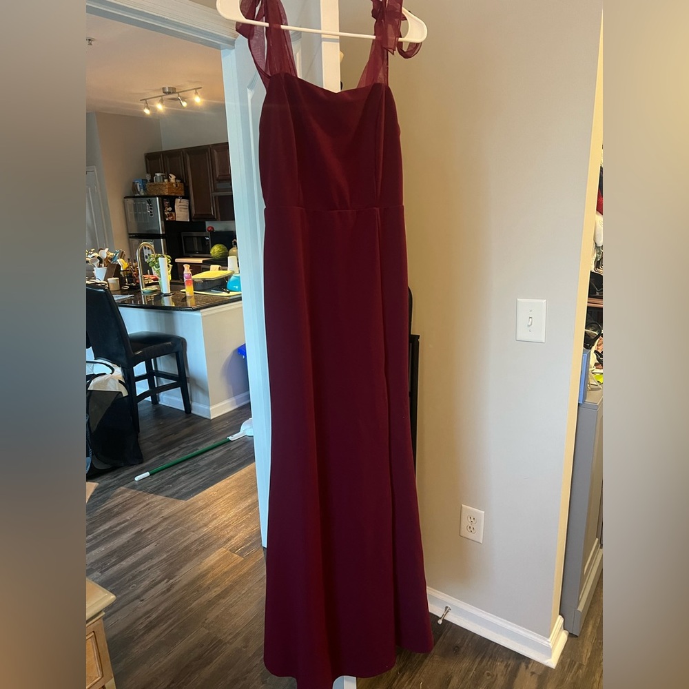 Lulus floor length gown. Worn once.
